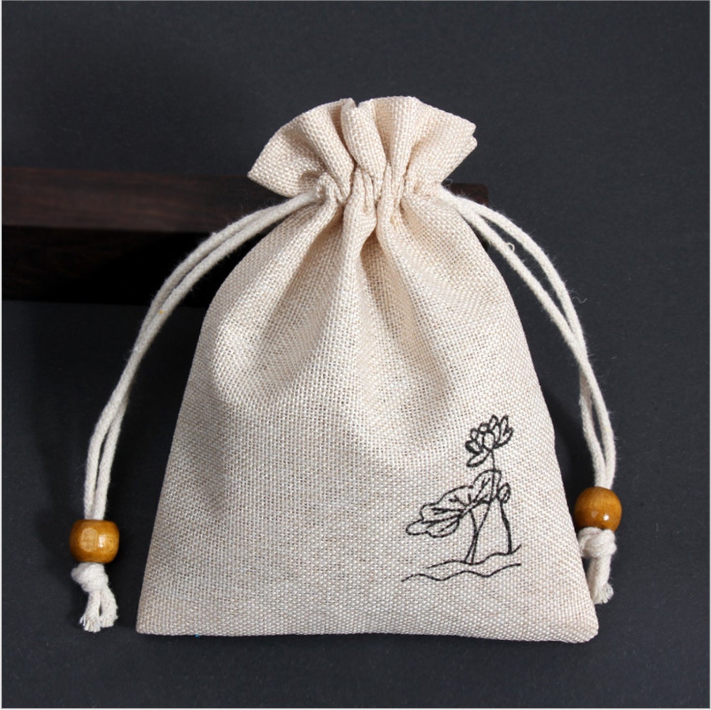 Zen Style Burlap Pouches for Making Fragrant Sachets, or Holding Jewelleries, Gifts, etc. / Powder Leak Proof Design